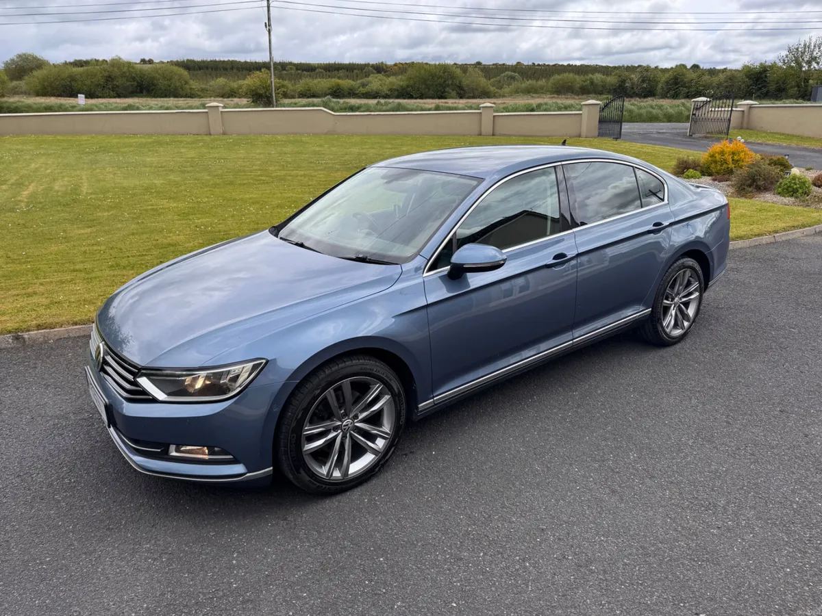 2016 Volkswagen Passat GT BLUEMOTION - Image 1