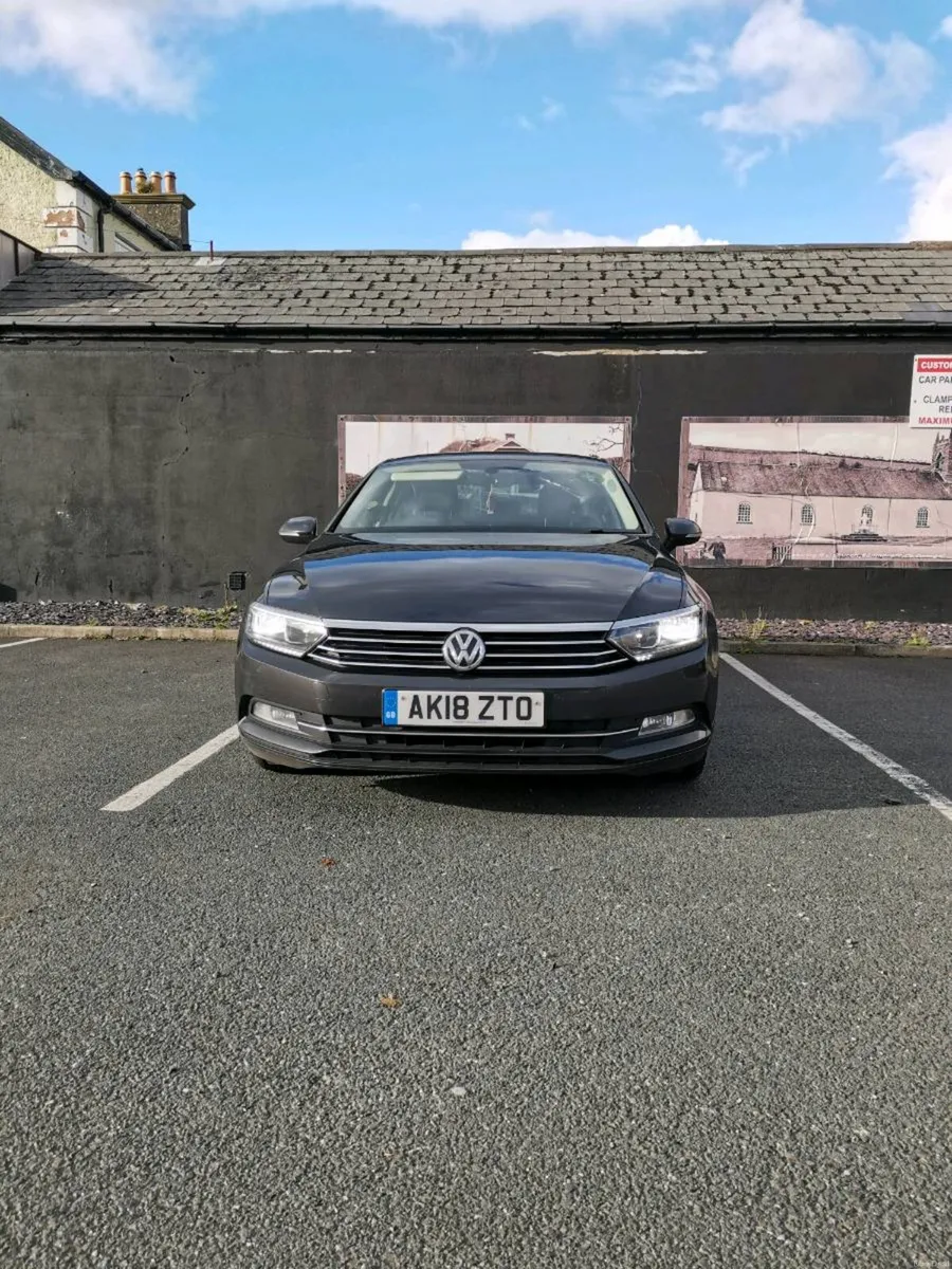2018 Volkswagon Passat - Image 3