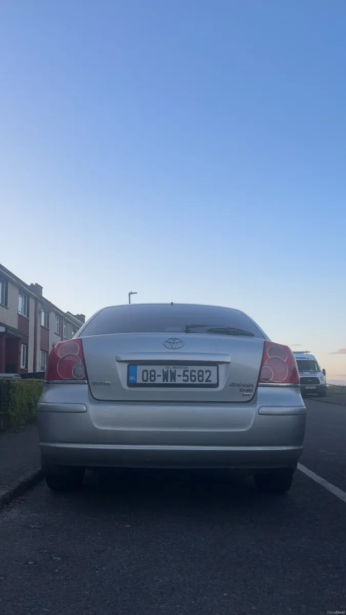 Toyota avensis - Image 4