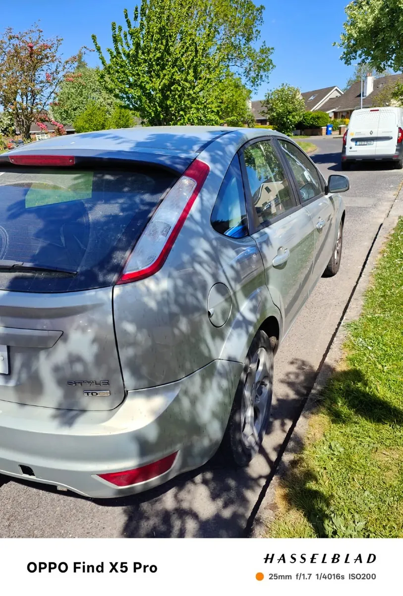 Ford Focus 2010 - Image 3