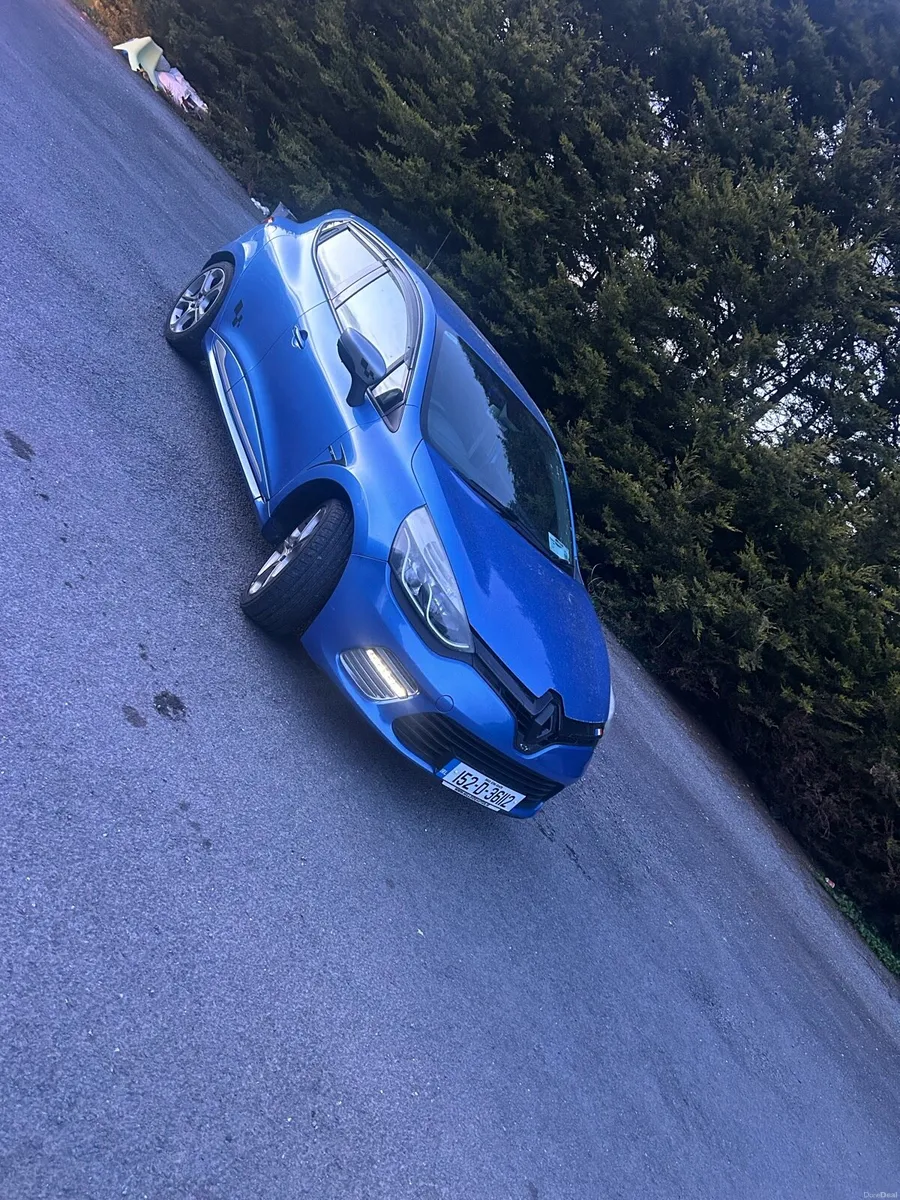 Renault Clio automatic - Image 1
