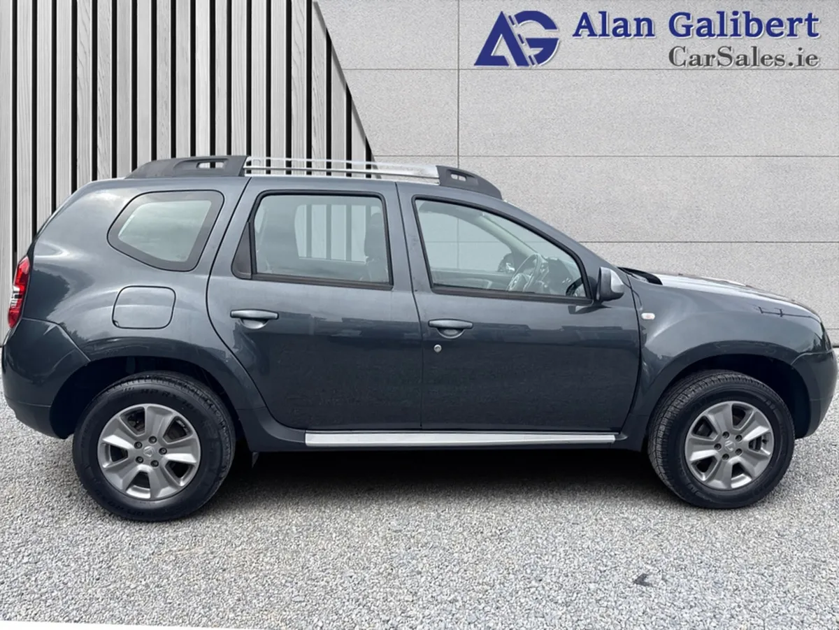 Dacia Duster SIGNATURE 1.5 DCI 4X4 - Image 3