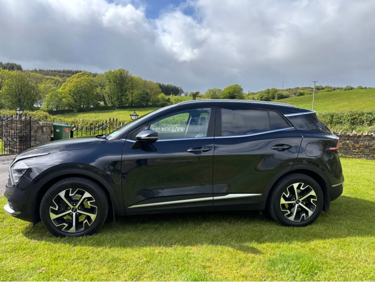 Kia Sportage MANUAL 5DR - Image 4