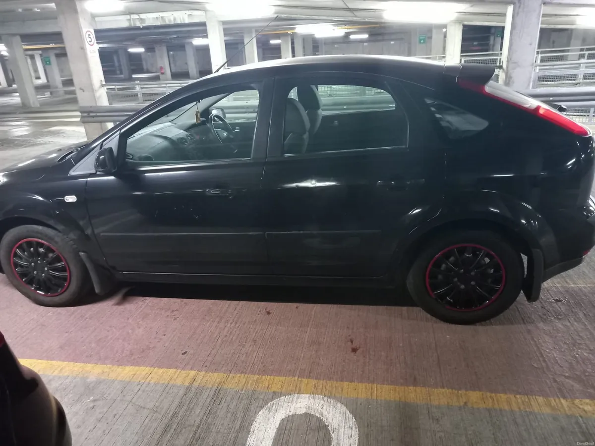 Ford Focus 2007 - Image 2