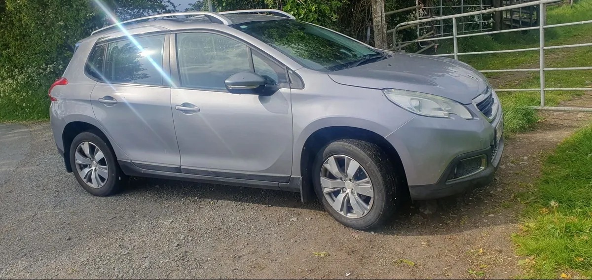 Peugeot 2008 2015 - Image 1
