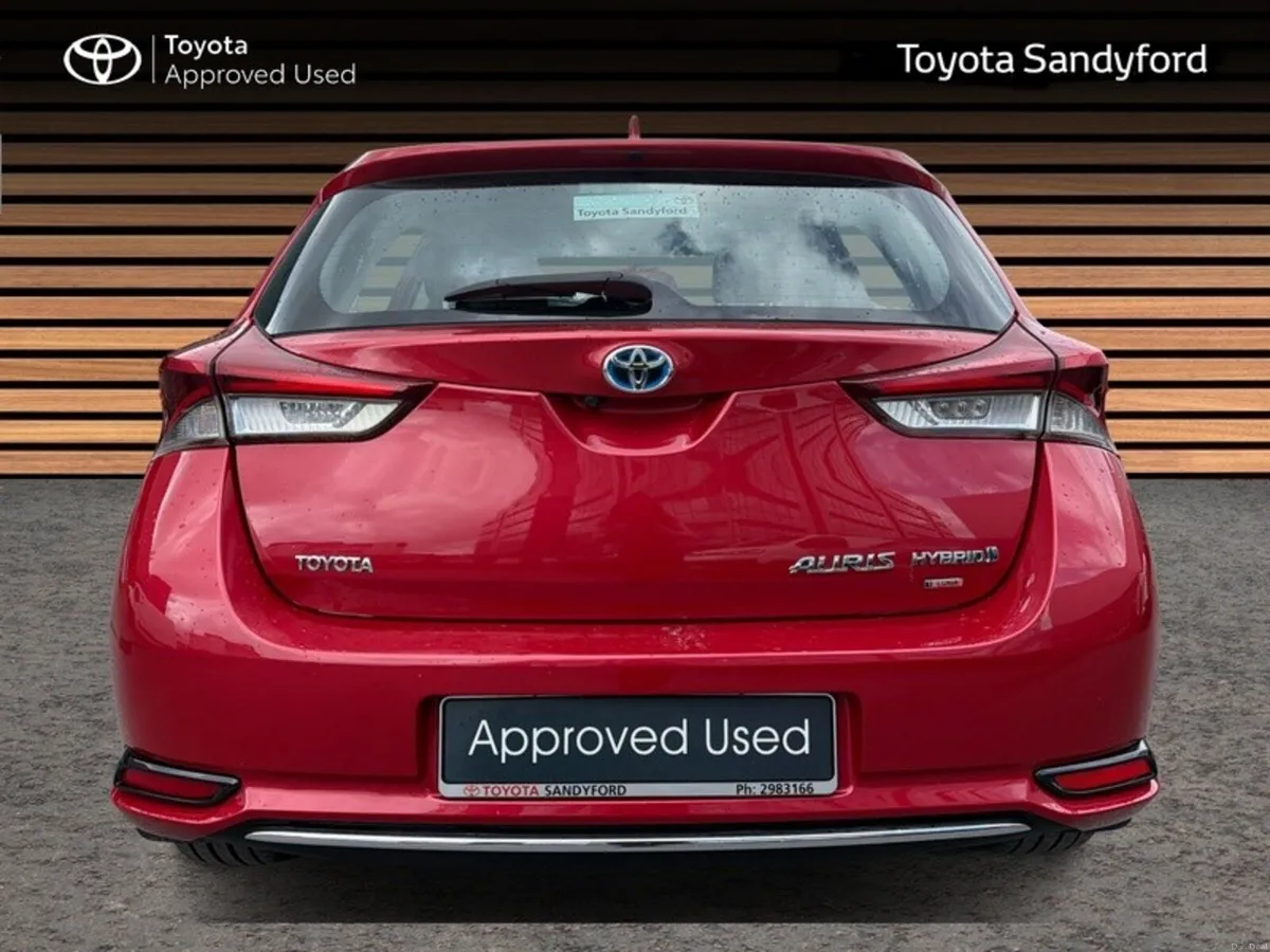 Toyota Auris HYBRID LUNA // AIR CON // HEATED SEAT - Image 4