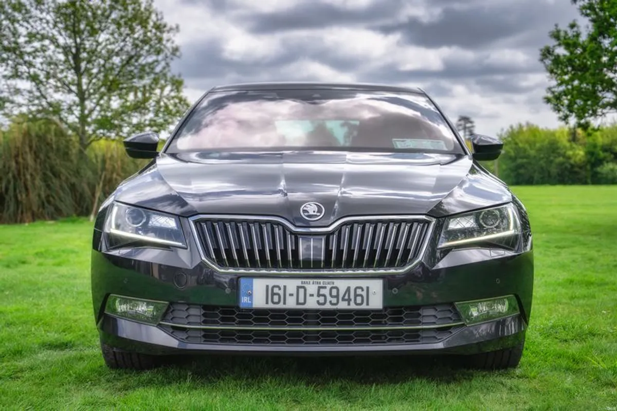 2016 Skoda Superb L&K 4X4 150BHP Pristine Long NCT 2027 Full MSL History - Image 4