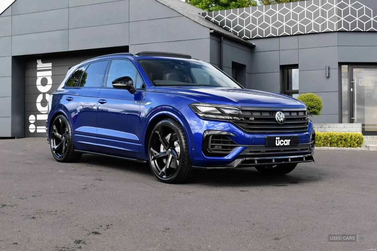 Volkswagen Touareg 3.0 Touareg V6 R TSi PHEV Auto - Image 1