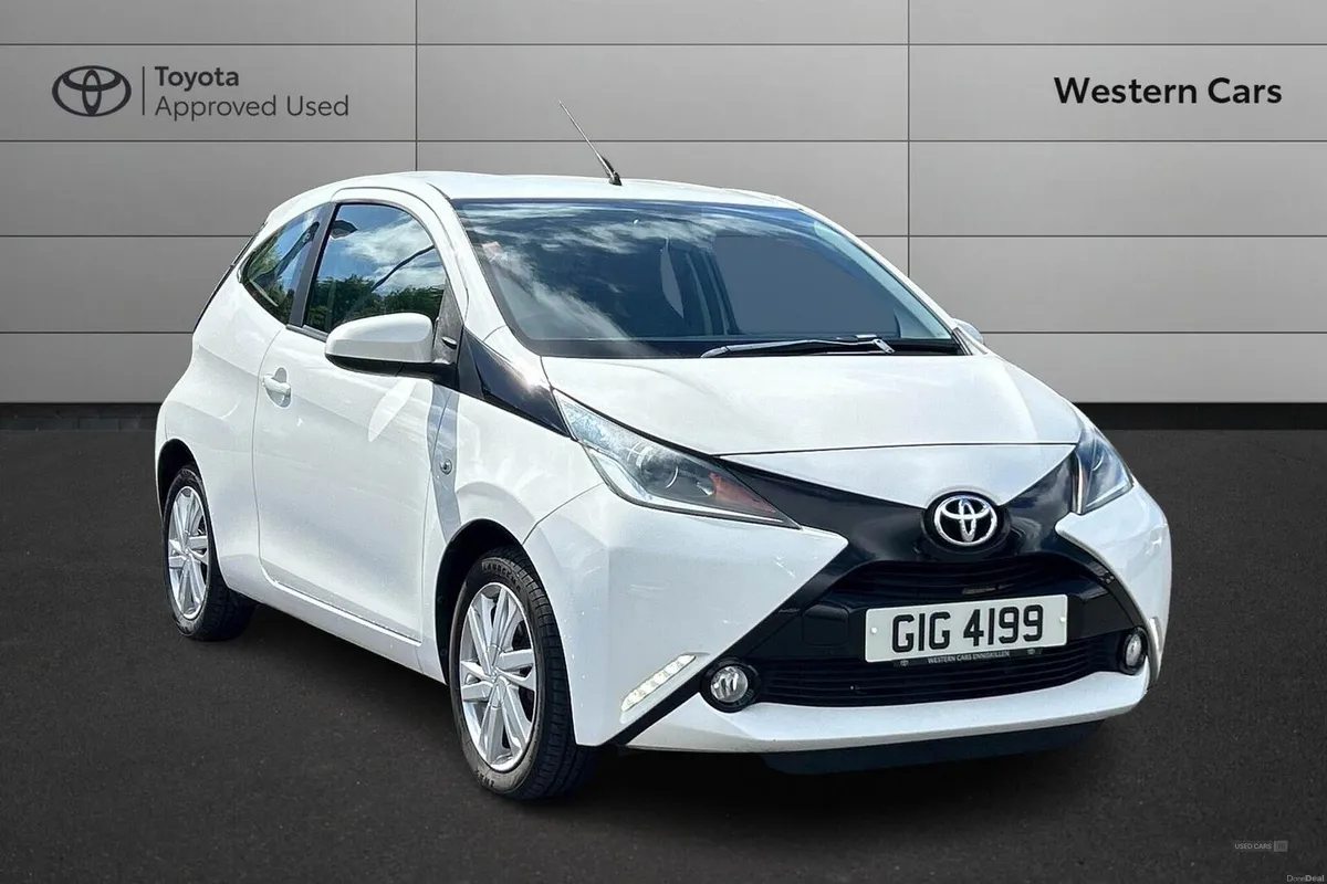 Toyota Aygo 1.0 VVT-i x-pression Euro 5 3dr Euro 5 - Image 1