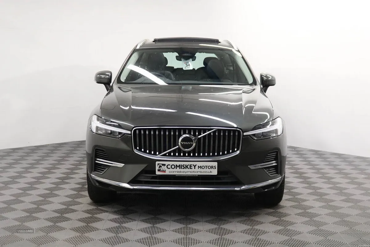 Volvo XC60 h T6 Inscription Expression - Image 2