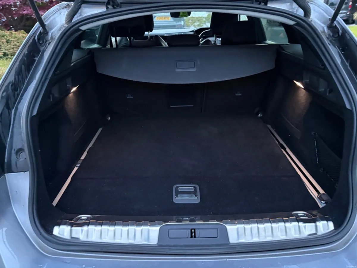Peugeot 508 ALLURE ED SW S/S PHEV EDITION - Image 4