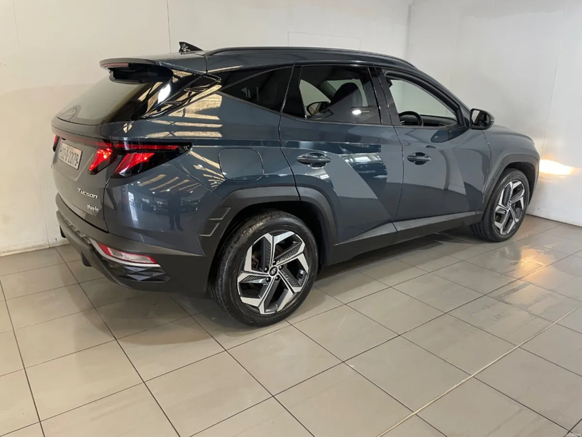 Hyundai Tucson EXECUTIVE 4WD AUTO HYBRID - Image 3