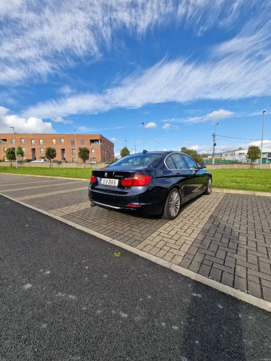 BMW 320 D - Image 5