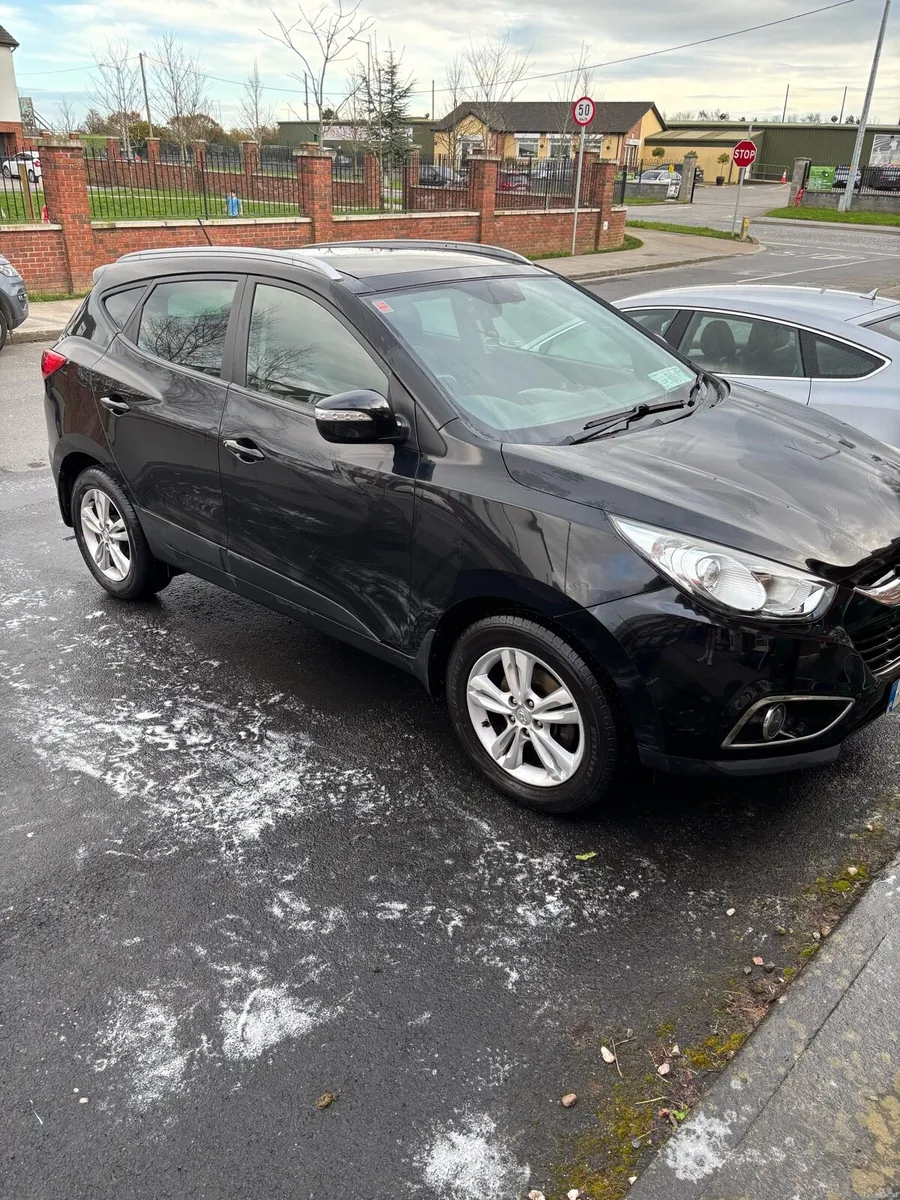 Hyundai ix35 1.7CRDI JUST SERVICED - Image 1