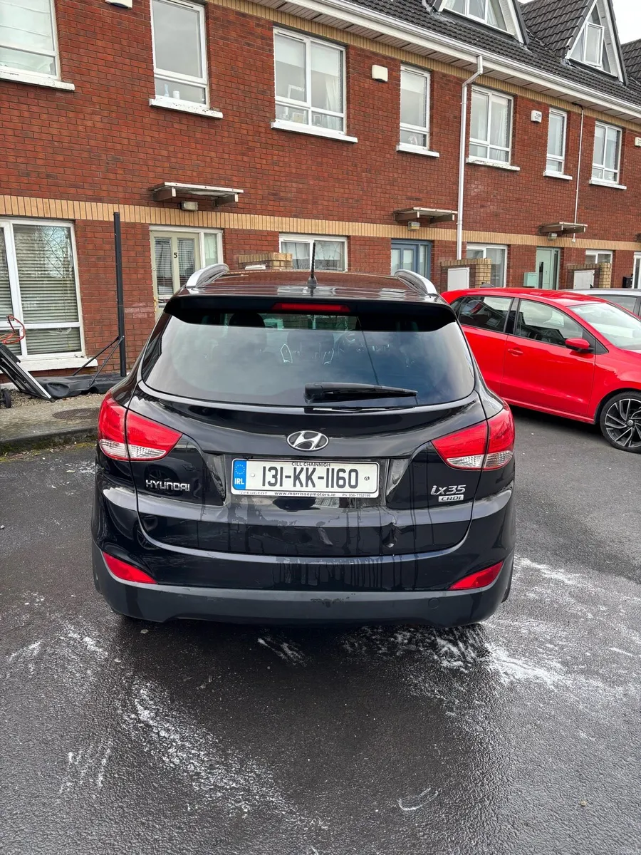 Hyundai ix35 1.7CRDI JUST SERVICED - Image 4