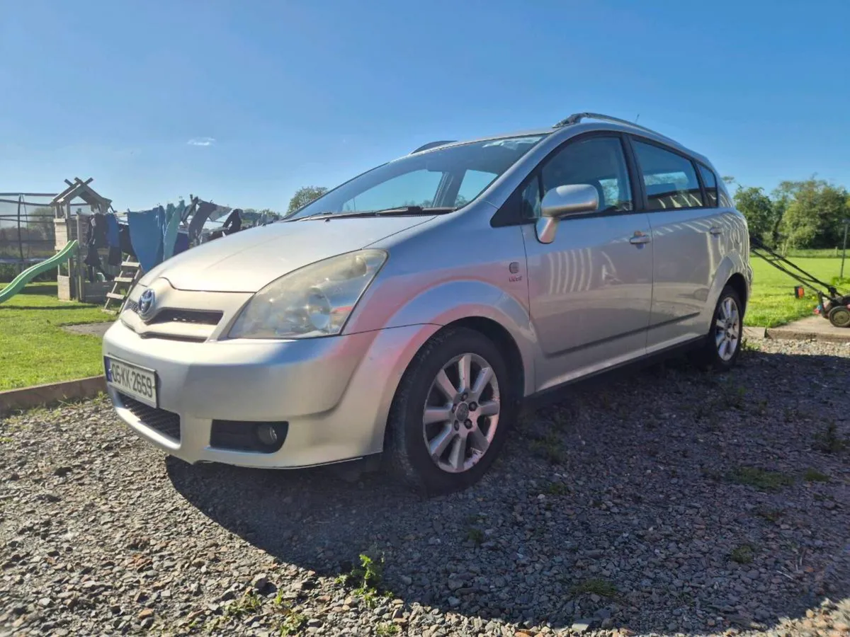 Toyota Corolla Verso 7 seater - Image 3