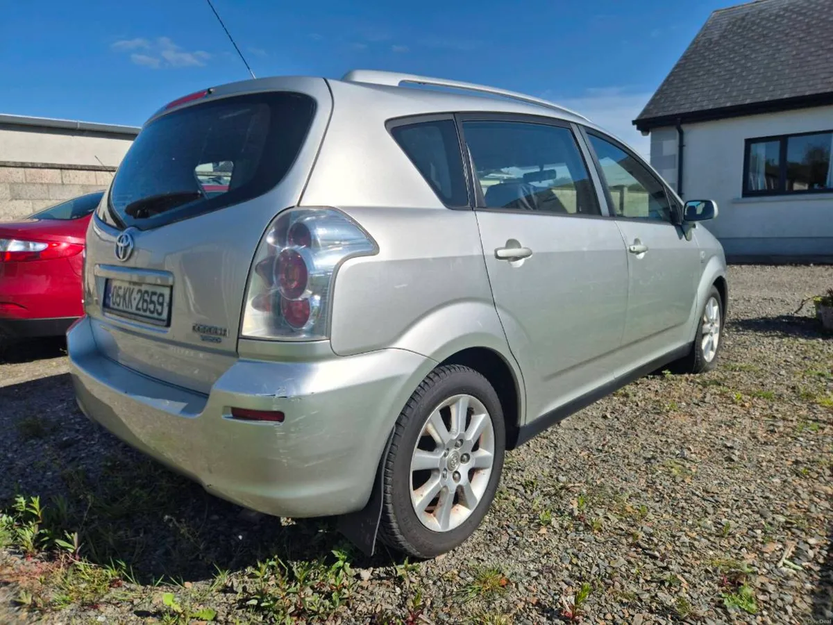 Toyota Corolla Verso 7 seater - Image 4