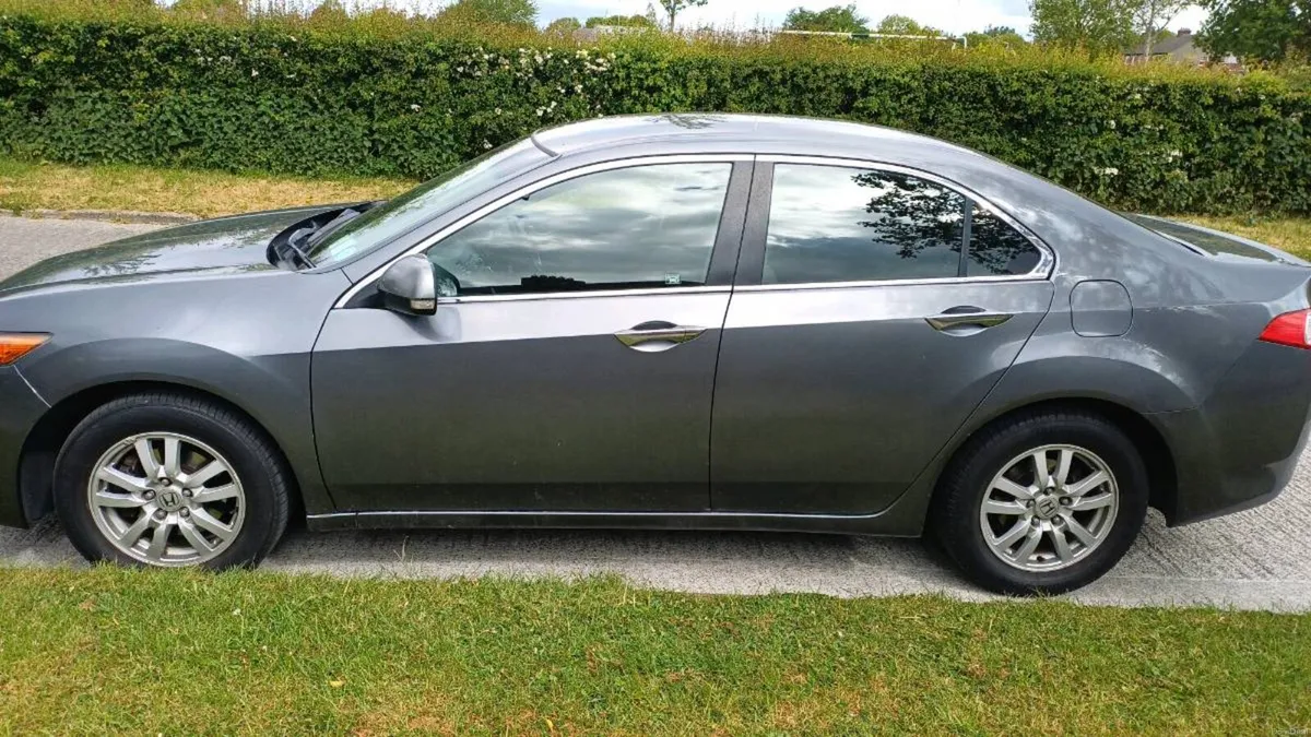 Honda Accord nct and tax fsh - Image 3