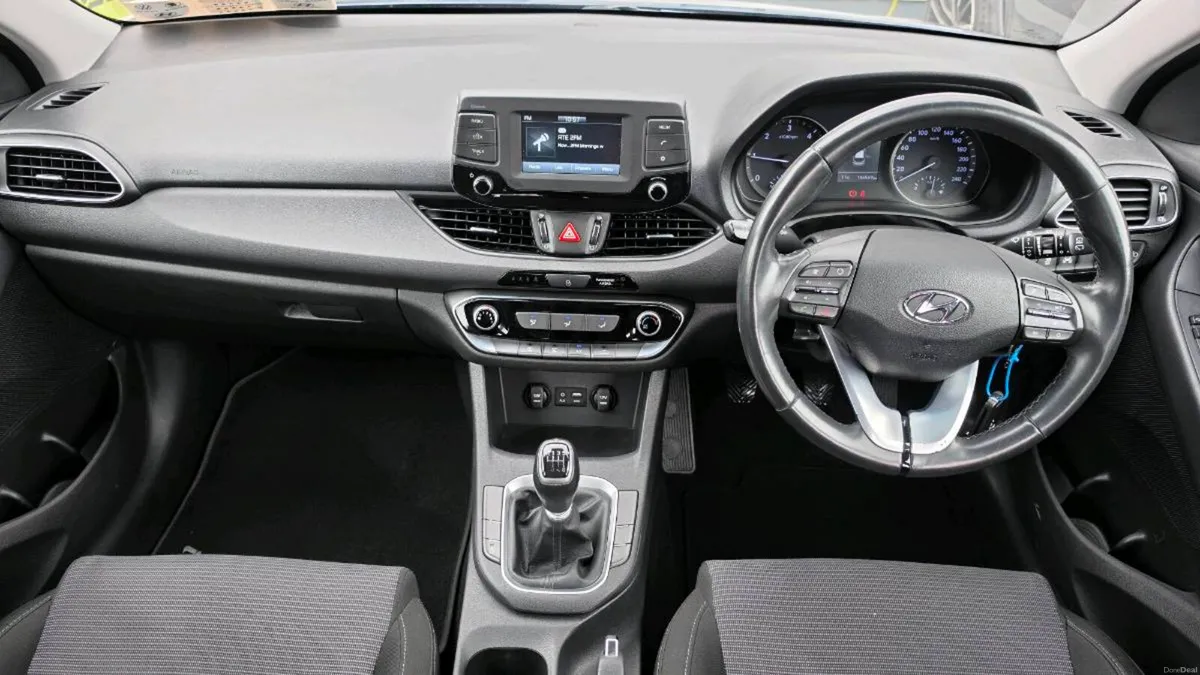 Hyundai i30 🏁Low milage🏁Warranty - Image 3