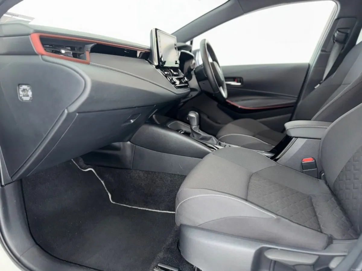Toyota Corolla Hybrid L/sport HB 4DR - Image 3