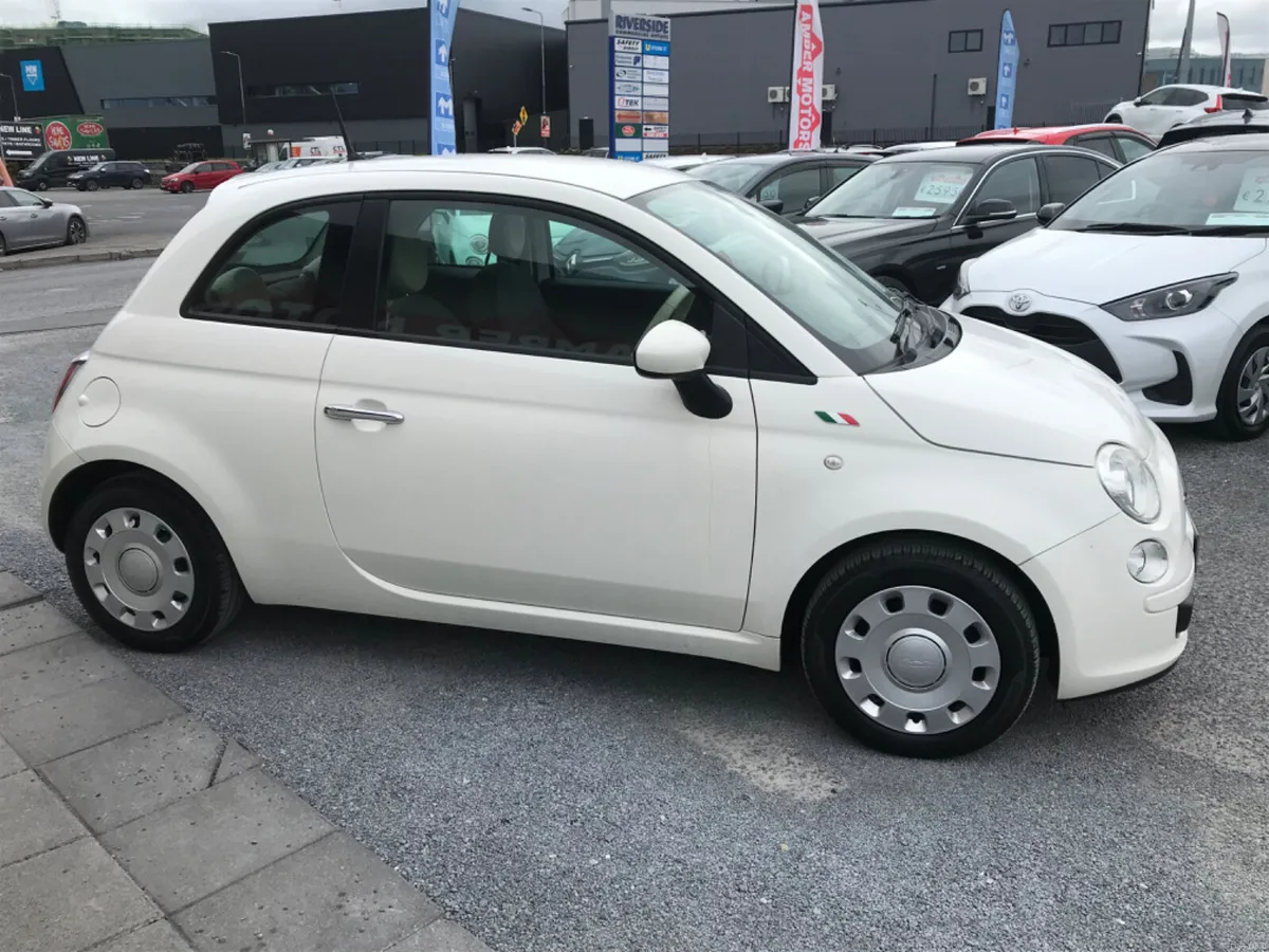 2015 FIAT 500 WHITE AUTOMATIC - Image 1