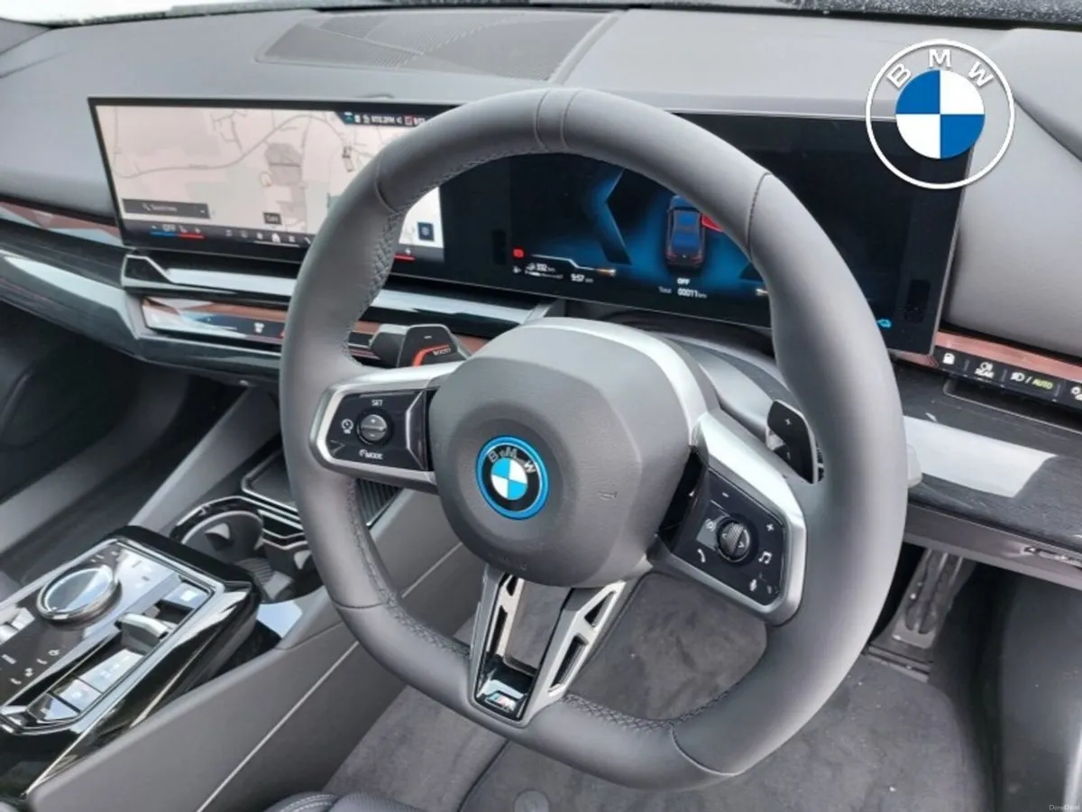 BMW 5-Series 530e M Sport Pro - Image 6