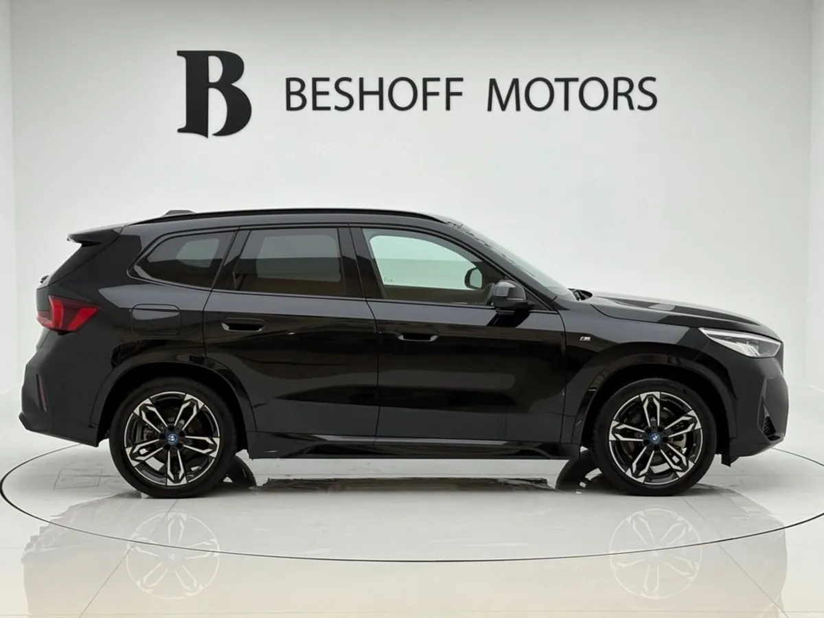 BMW X1 25e M-SPORT=ONLY 4000 MILES//HUGE SPEC//AS - Image 4