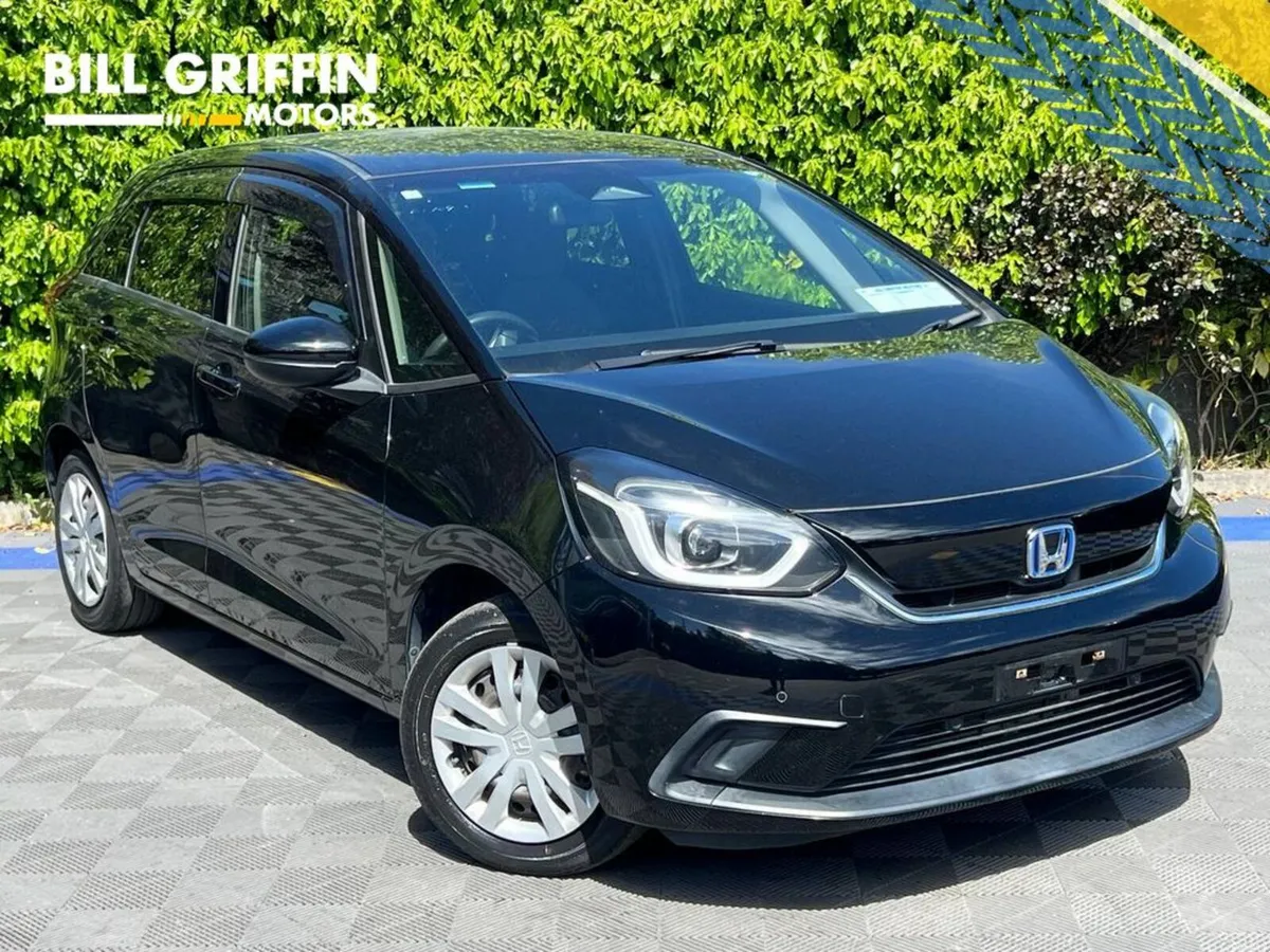 Honda Fit 1.5 HYBRID AUTO // REVERSE CAMERA // AIR - Image 1