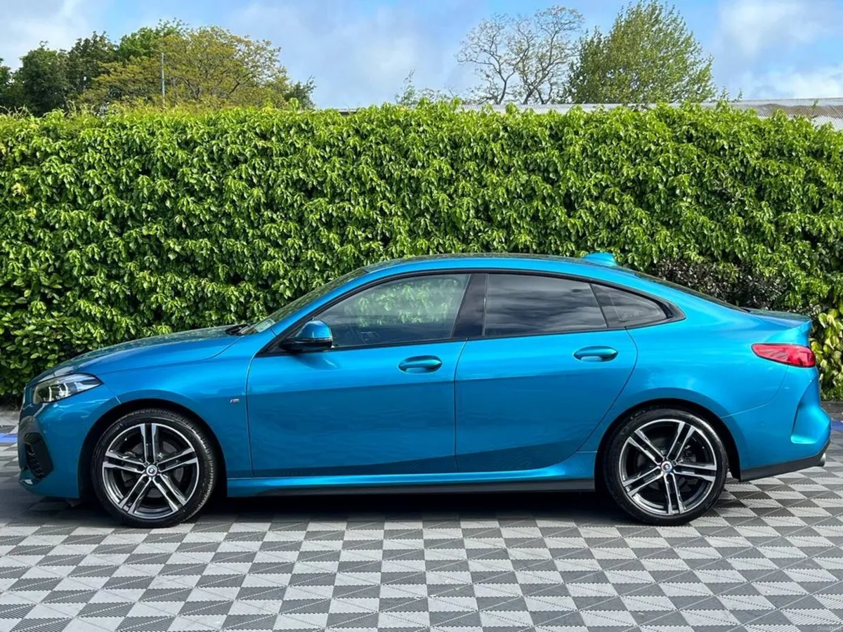 BMW 2-Series 218d M-SPORT 2.0 D // OPENING PAN ROO - Image 4