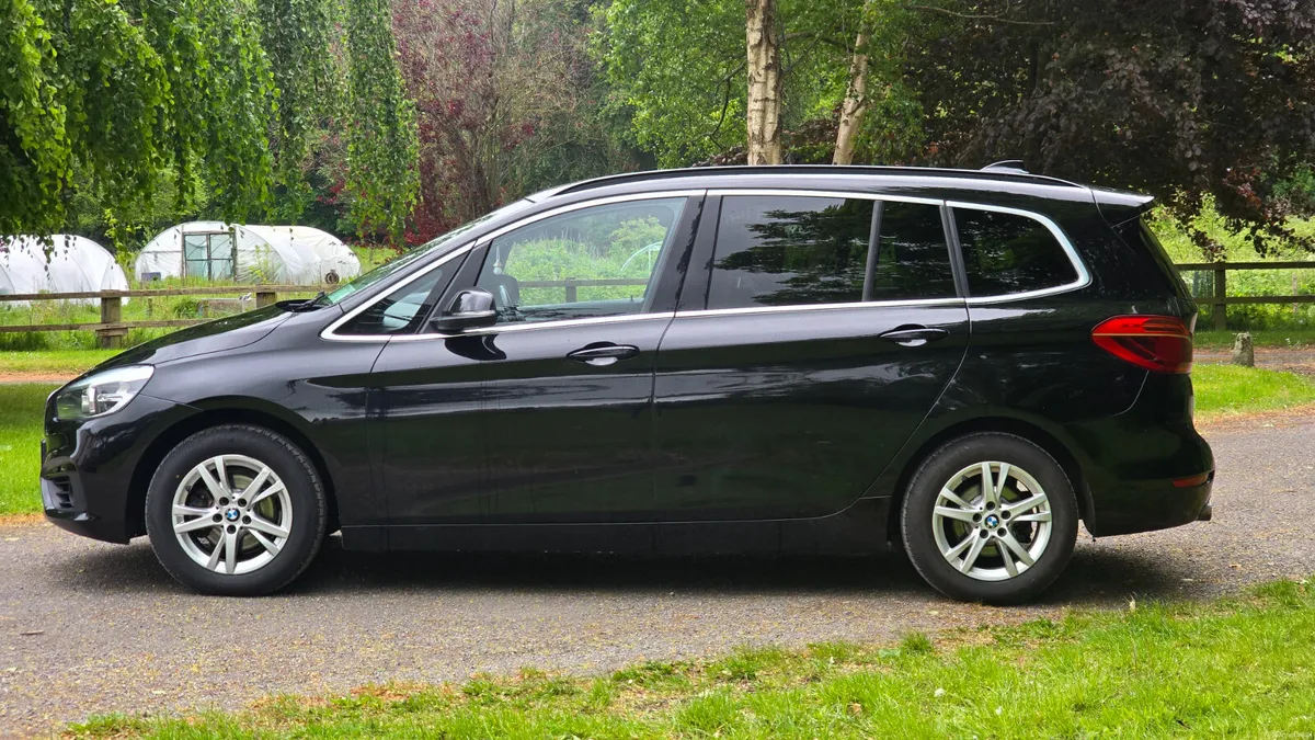 🔥2016 BMW 216d 1.5 DIESEL SE 7 Seater🔥 - Image 4