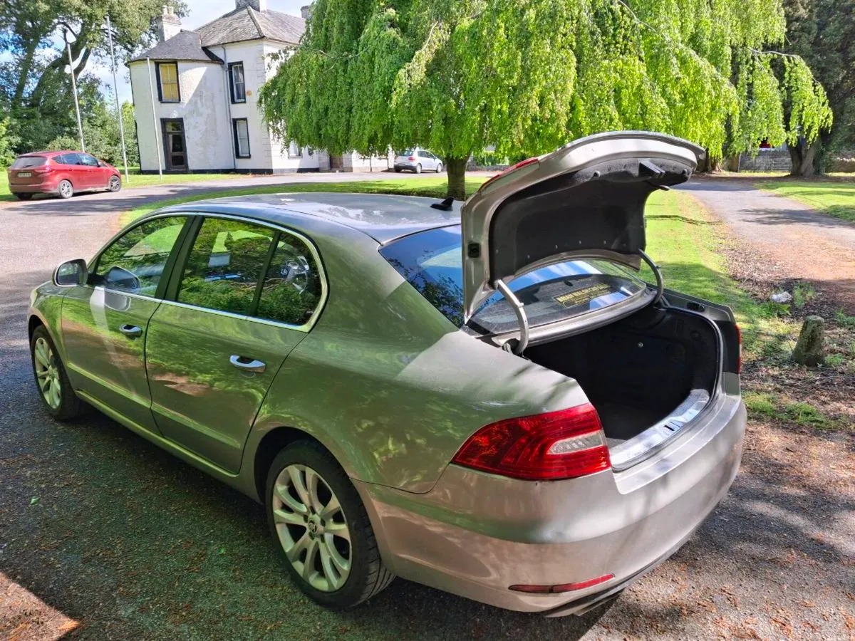 141 superb 2.0 tdi - Image 4