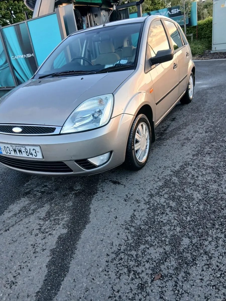 Ford Fiesta 2003 - Image 2