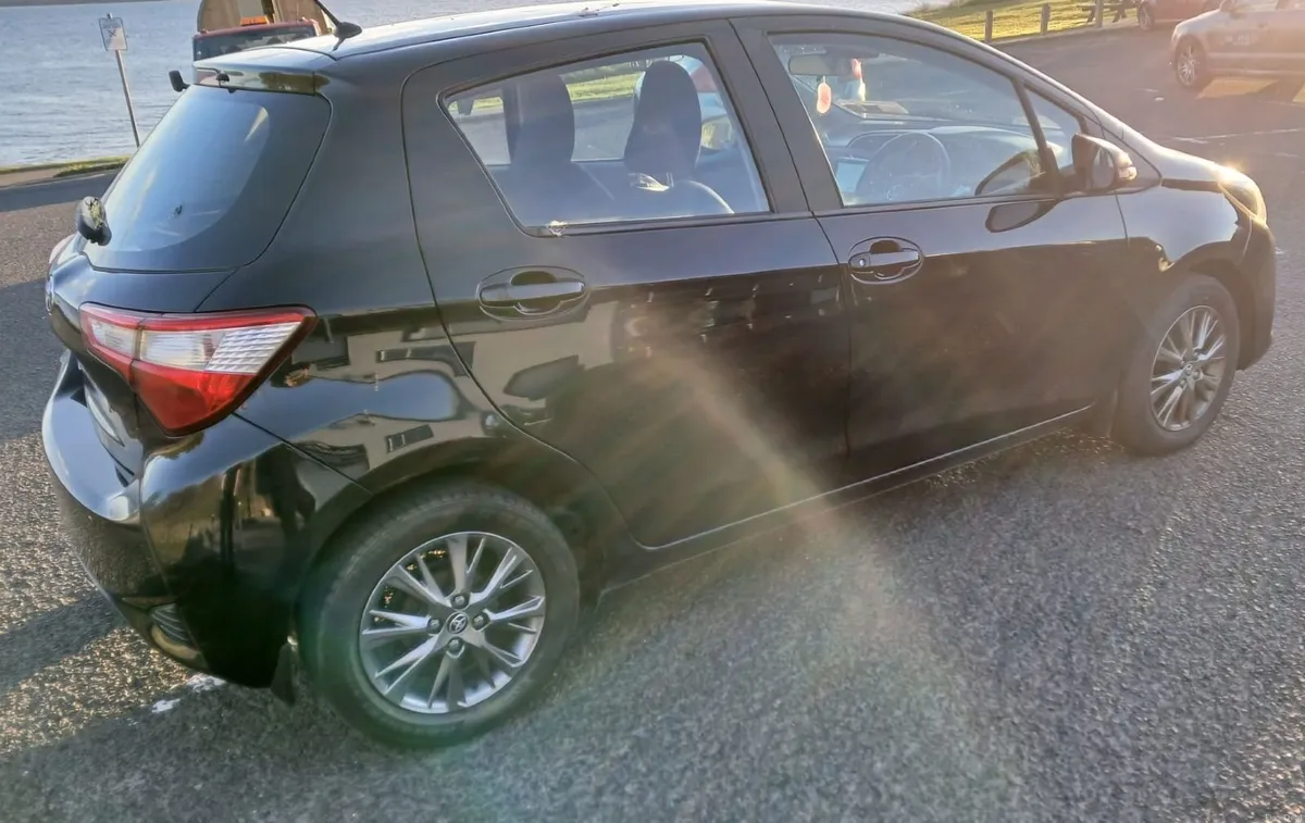 Toyota Yaris 2020 - Image 3