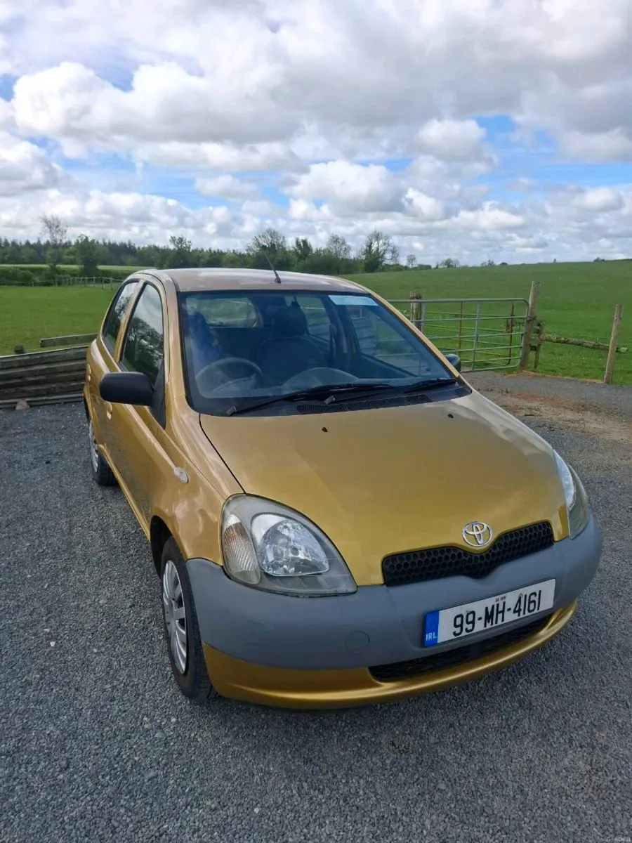 Toyota yaris - Image 1