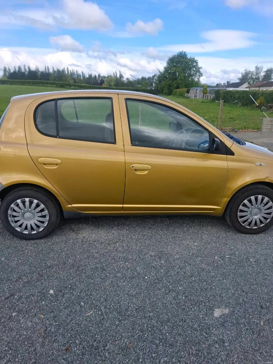 Toyota yaris - Image 2