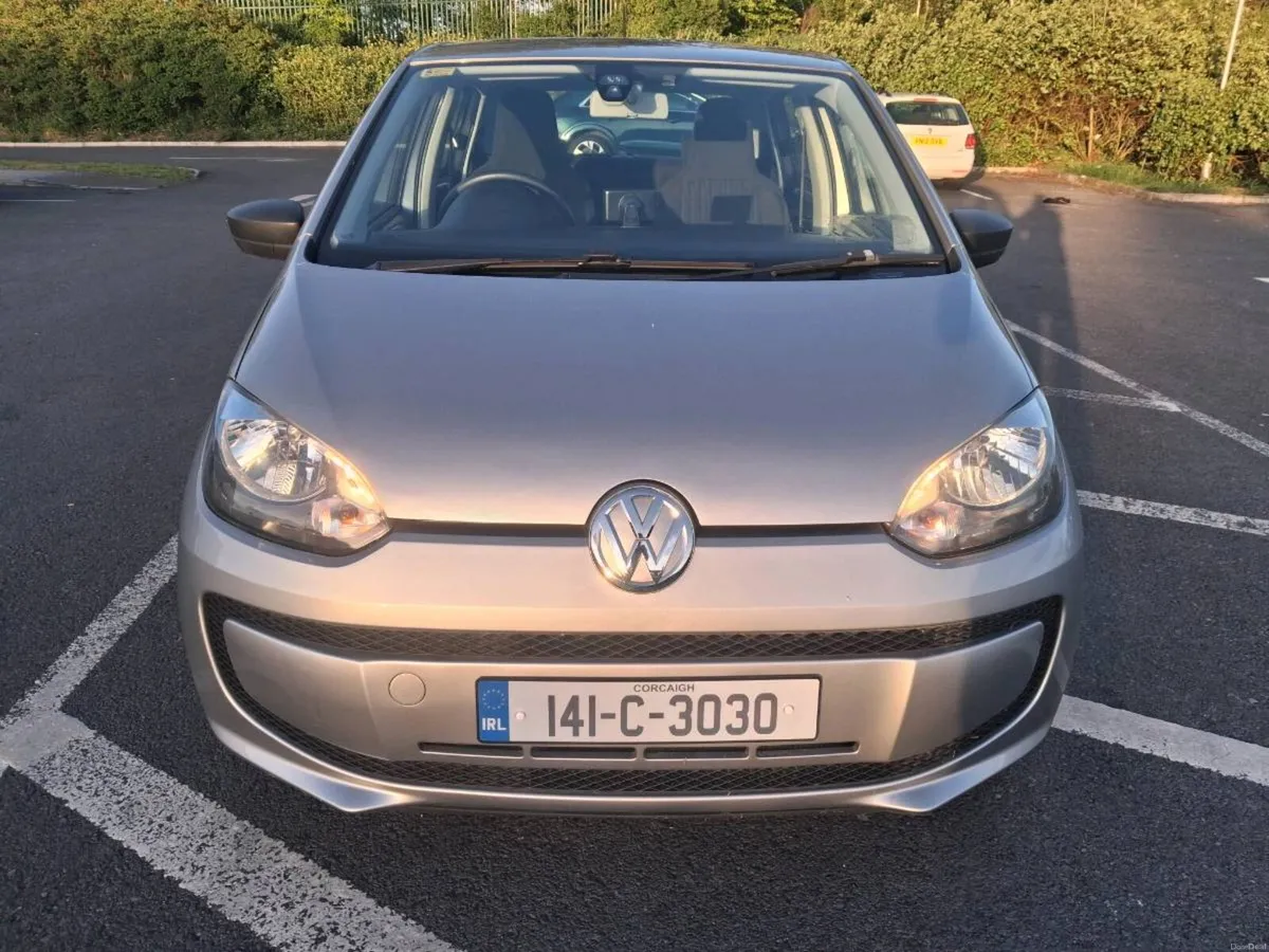 Vw Up 1.0 manual low Km's - Image 2