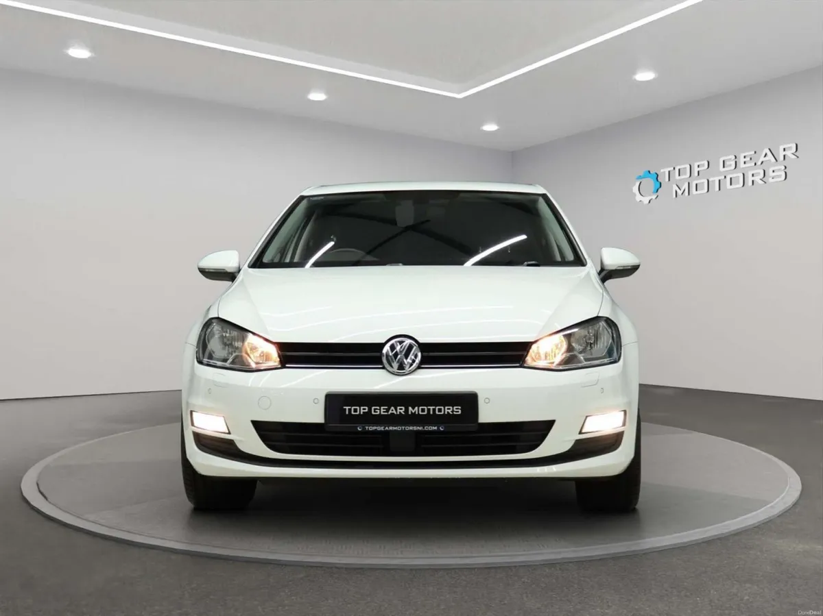 2017 Volkswagen Golf Match Edition 1.6 TDI - Image 2