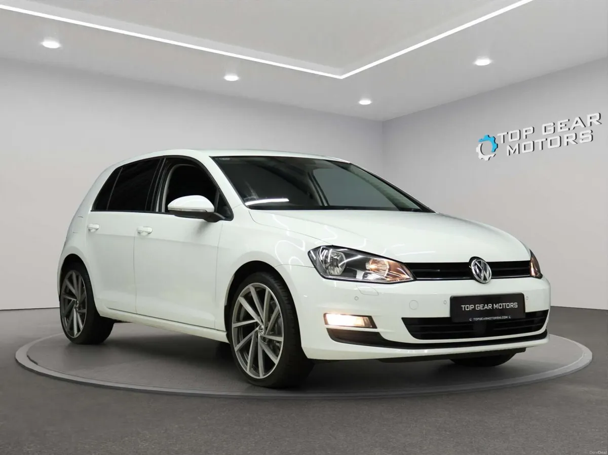 2017 Volkswagen Golf Match Edition 1.6 TDI - Image 1