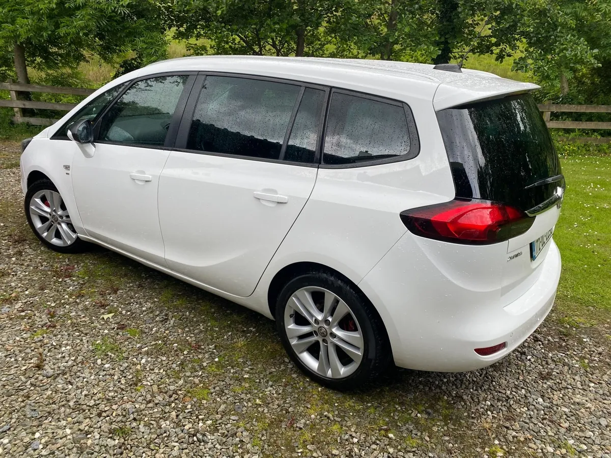 Vauxhall Zafira Tourer SRi 1.4 Petrol Turbo - Image 2
