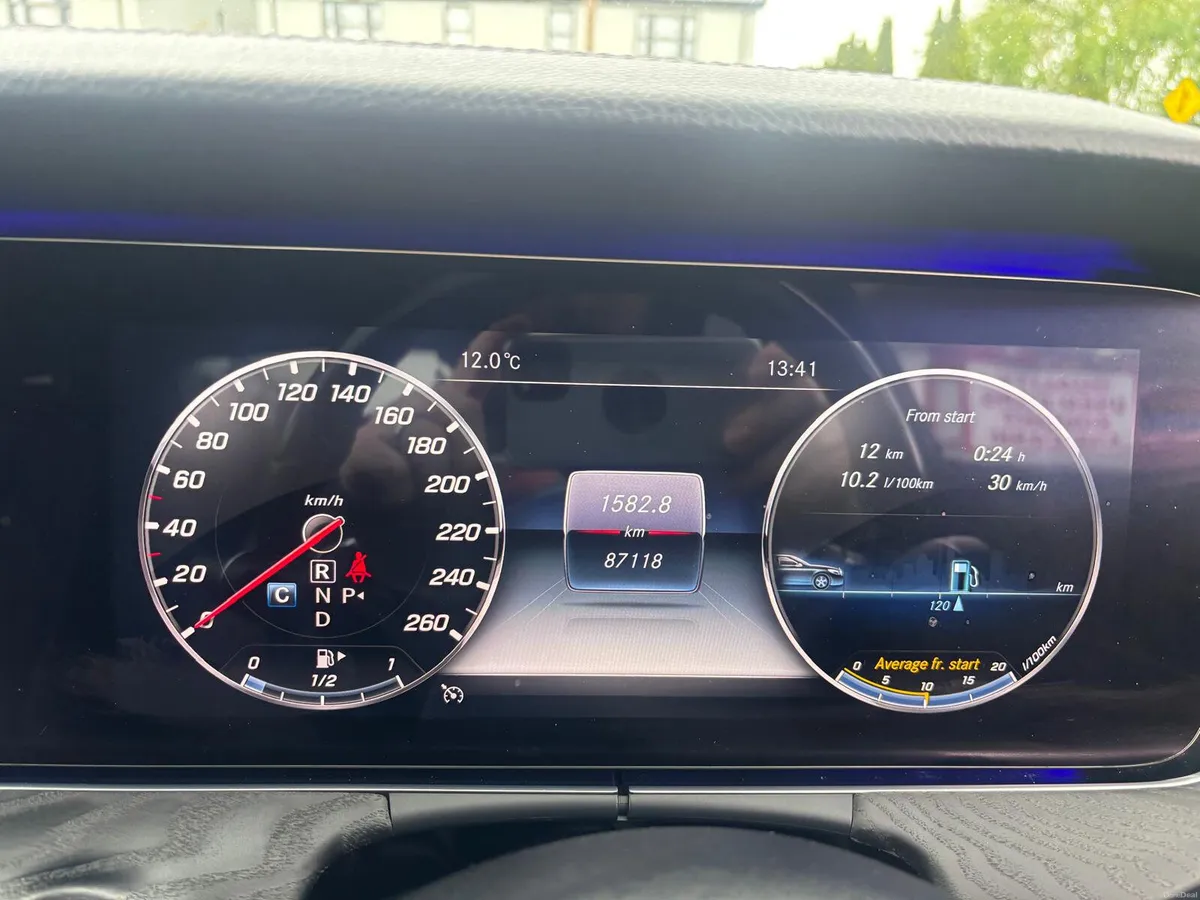 Mercedes-Benz E-Class 2020  STUNNING  Car - Image 5