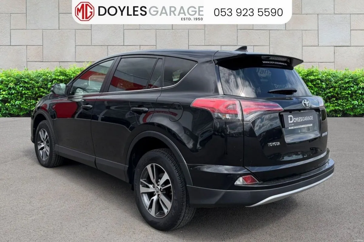 Toyota RAV4 LUNA 2WD 2.0 D-4D - Image 5