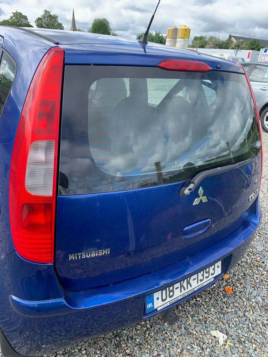 Car - Image 2