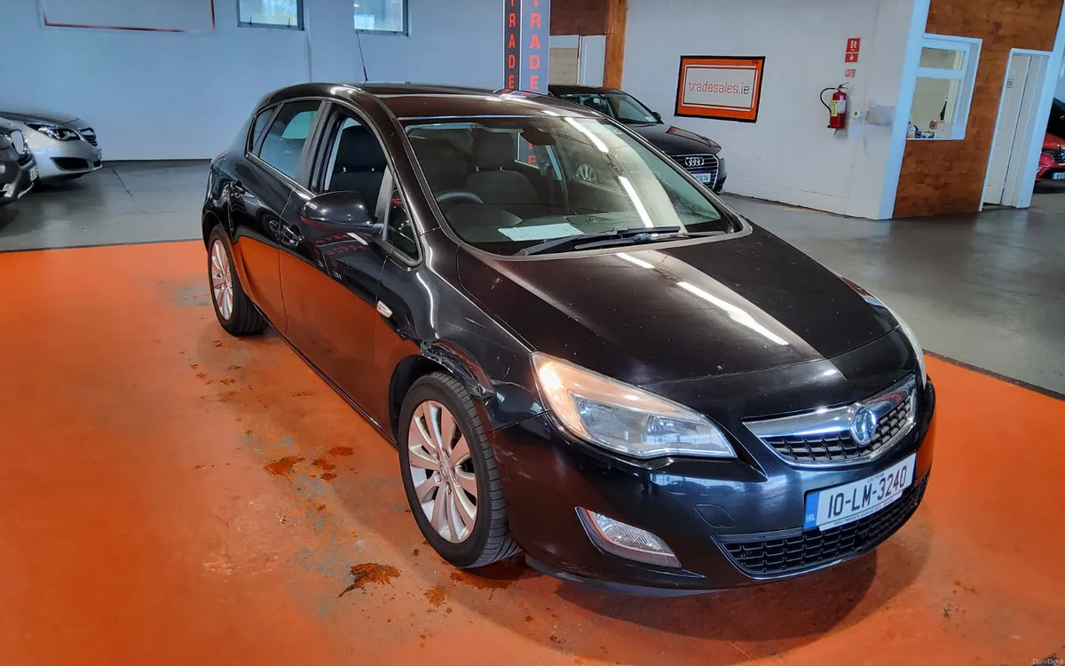 Vauxhall Astra 2010 - Image 1