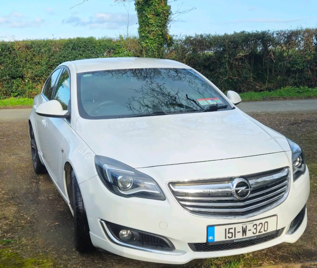 Opel Insignia - Image 1