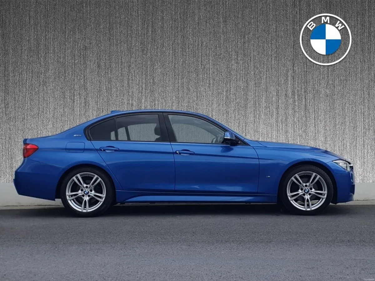BMW 3-Series 330e M Sport - Image 3