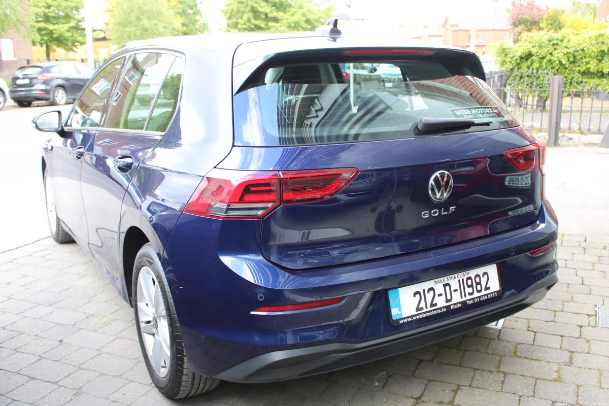 VW GOLF - 1.0L TSI - MANUAL - COMFORT - IRISH NEW - Image 4
