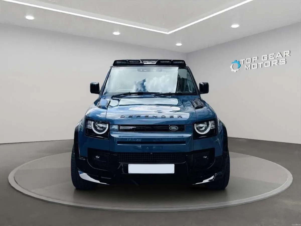 2022 Land Rover Defender SE D MHEV Automatic 4WD - Image 4