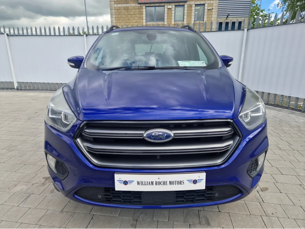 Ford Kuga 1.5 TDCI 120PS FW FWD 4DR ST-LINE - Image 3
