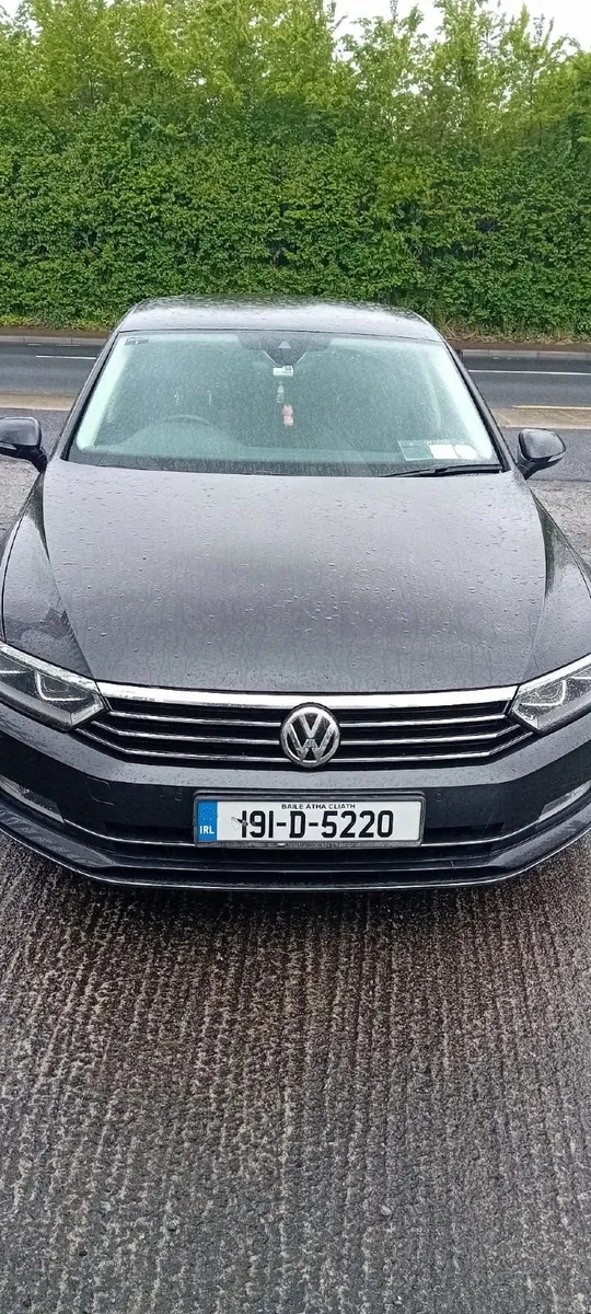 Volkswagen Passat 2019 - Image 1