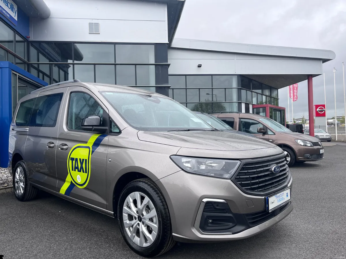 New Tourneo Connect PHEV Taxi Spec - Image 1